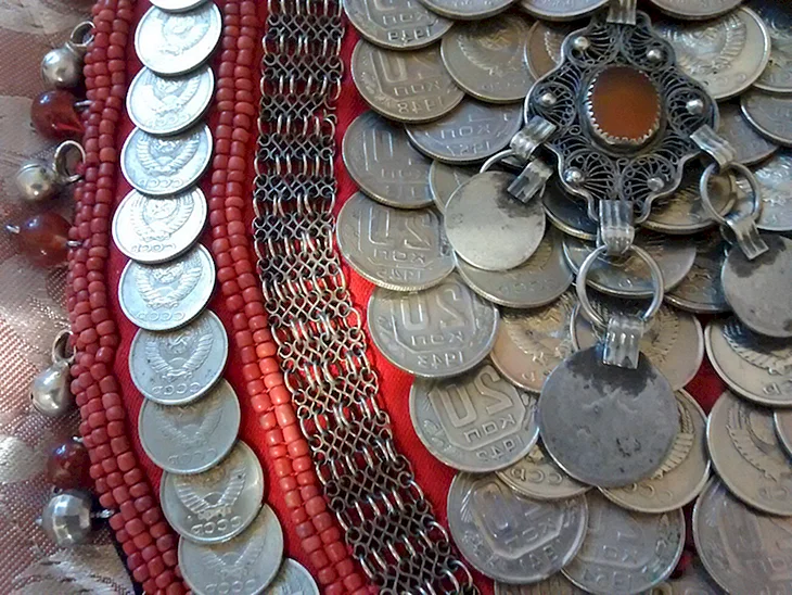 Башкирское украшение из монет