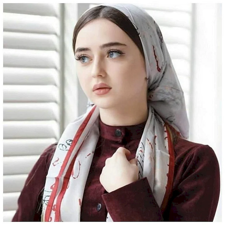 Бисултанова Раяна