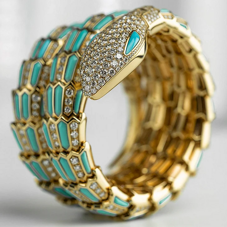Браслет Bvlgari Serpenti Jewellery