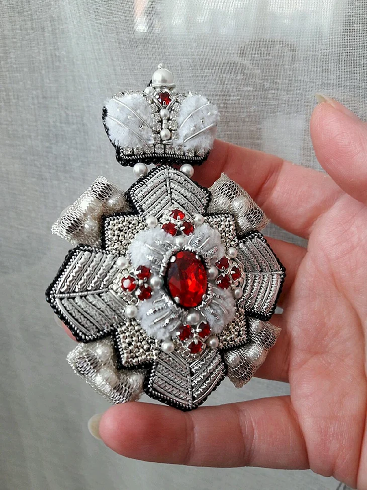Брошь орден Примавера
