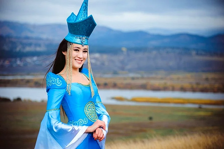 Бурятские костюмы Нонны Тогочиевой