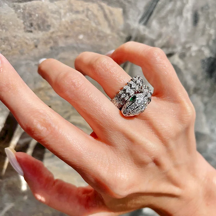 Bvlgari кольцо из стали