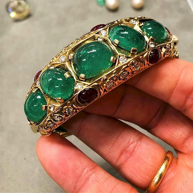 Cartier Emerald браслет