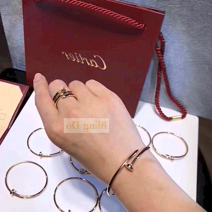 Cartier just in Clou браслет