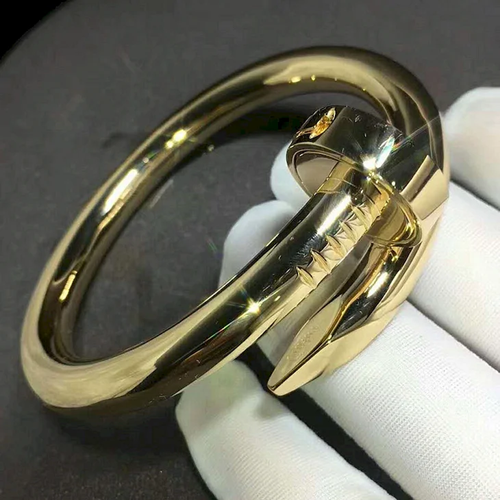 Cartier juste un Clou браслет