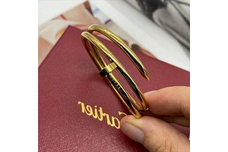 Cartier juste un Clou браслет