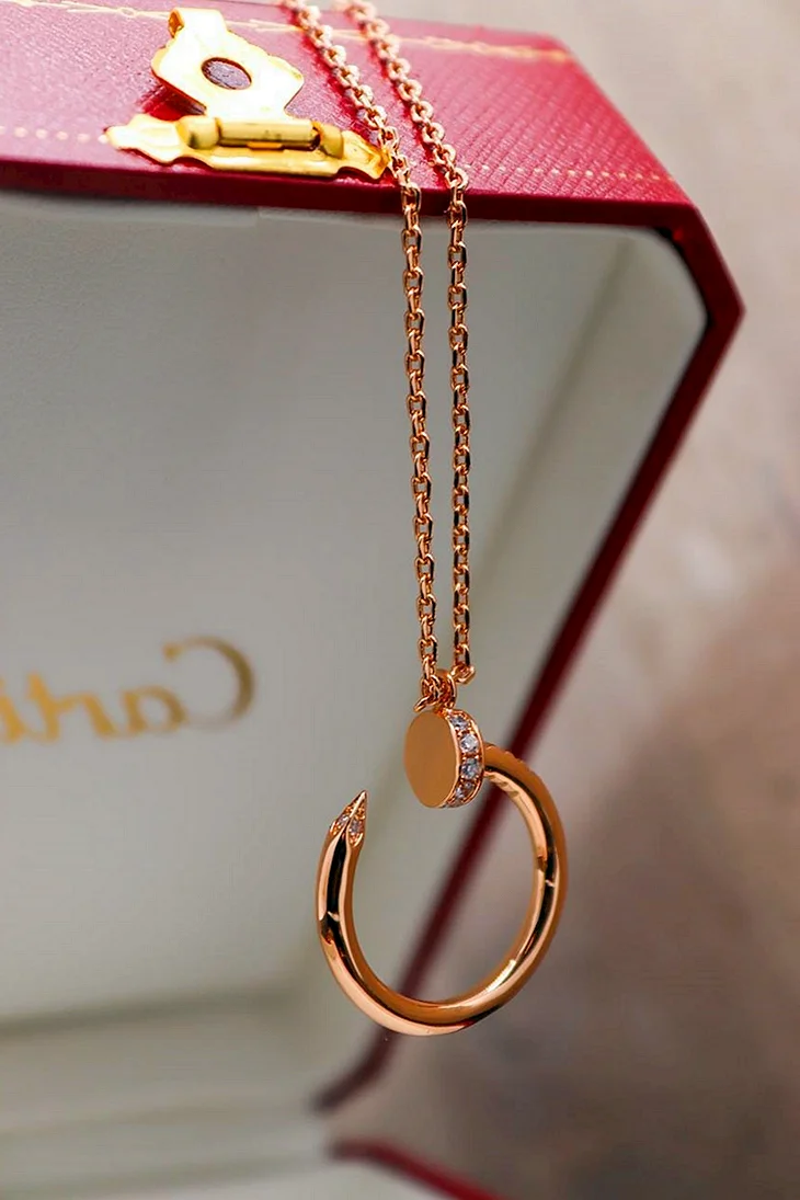 Cartier juste un Clou кольцо
