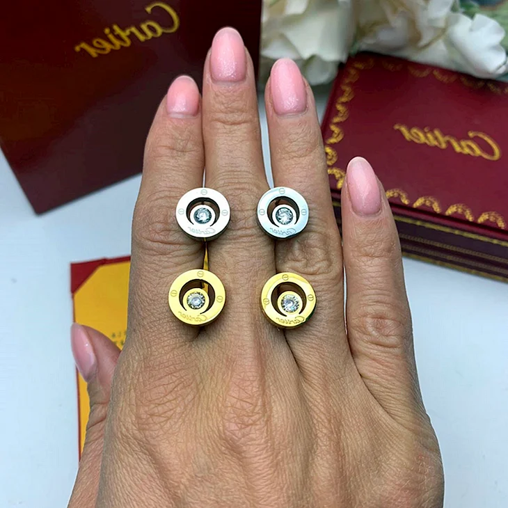 Cartier серьги гвоздики