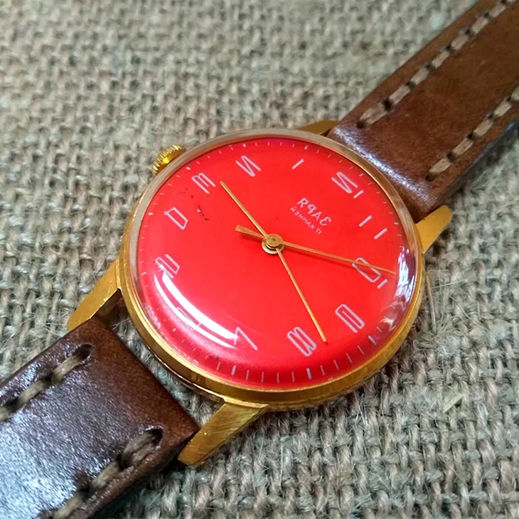 Часы Заря 1977 au 10
