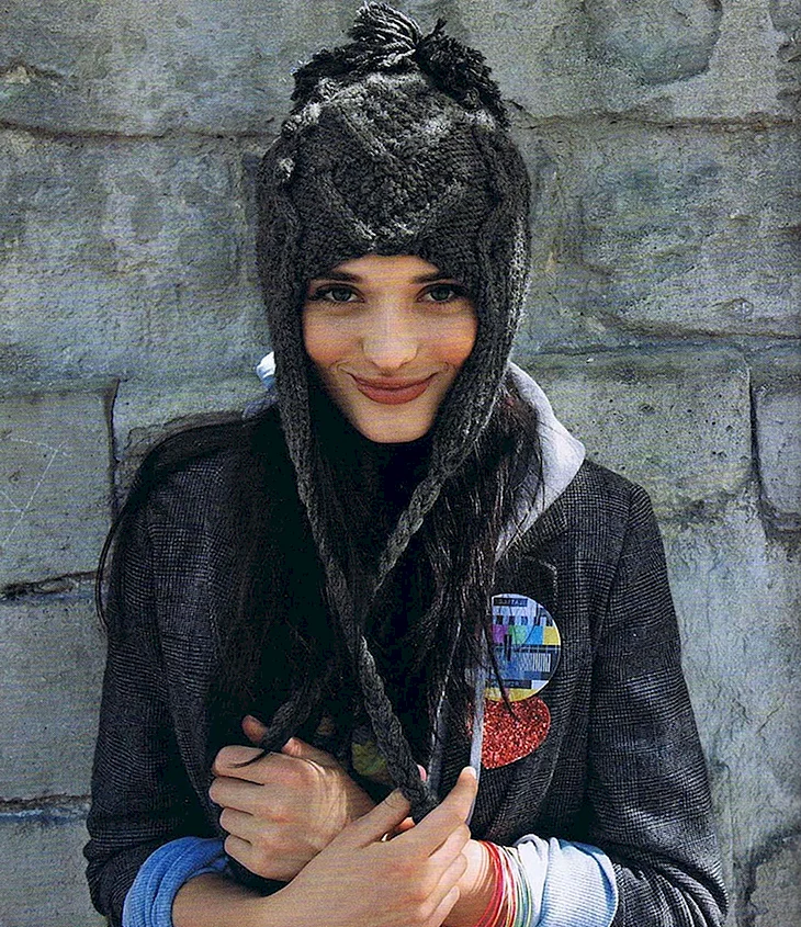 Длинная шапка