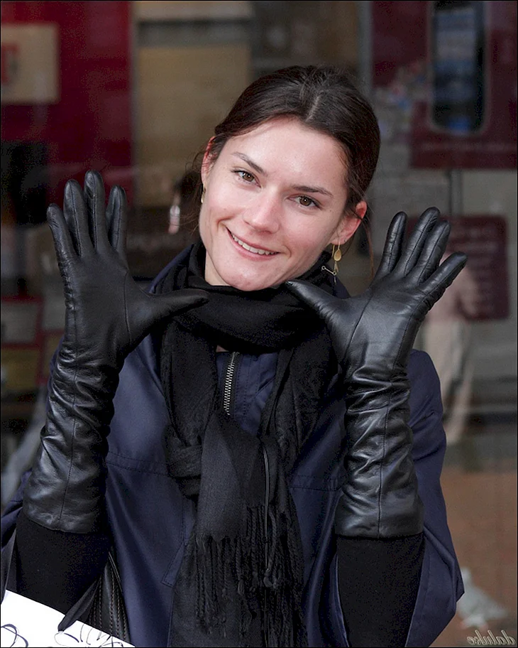 Екатерина Бредова Leather Gloves