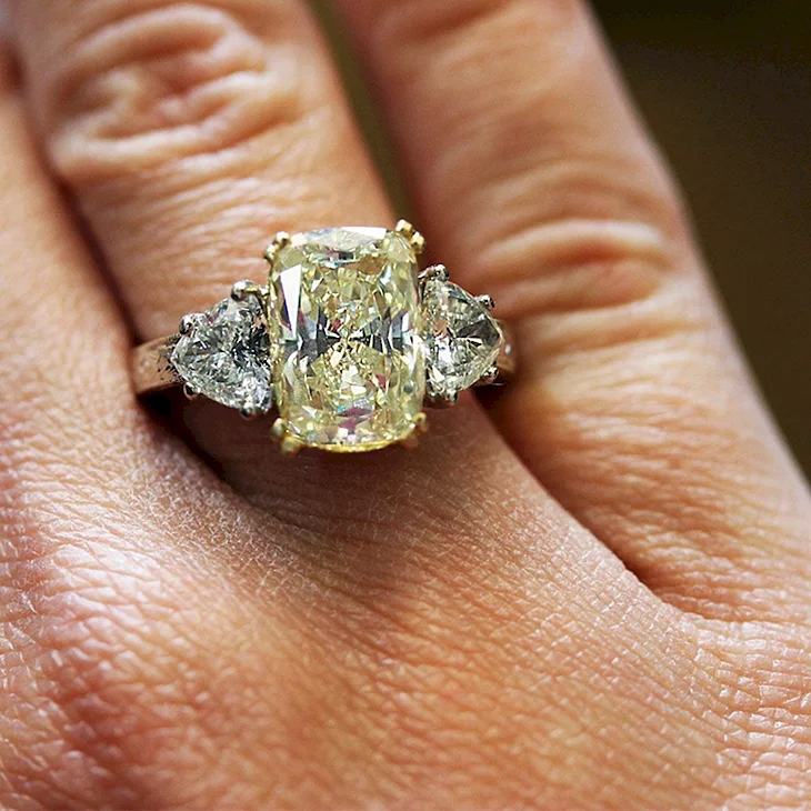 Graff Engagement Rings Yellow Diamond