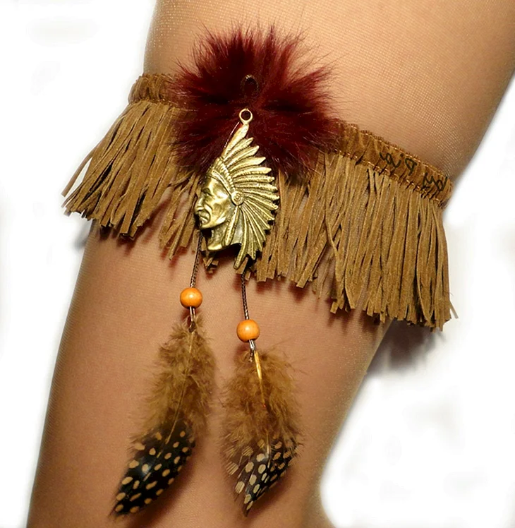 Индейские украшения из перьев
