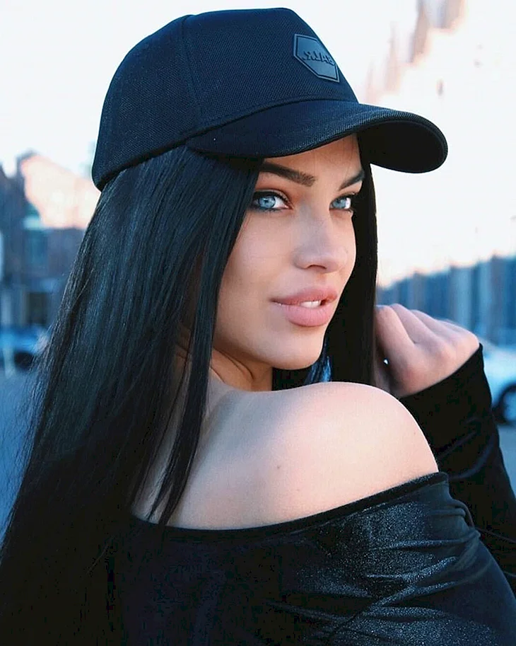 Инесса Алиева