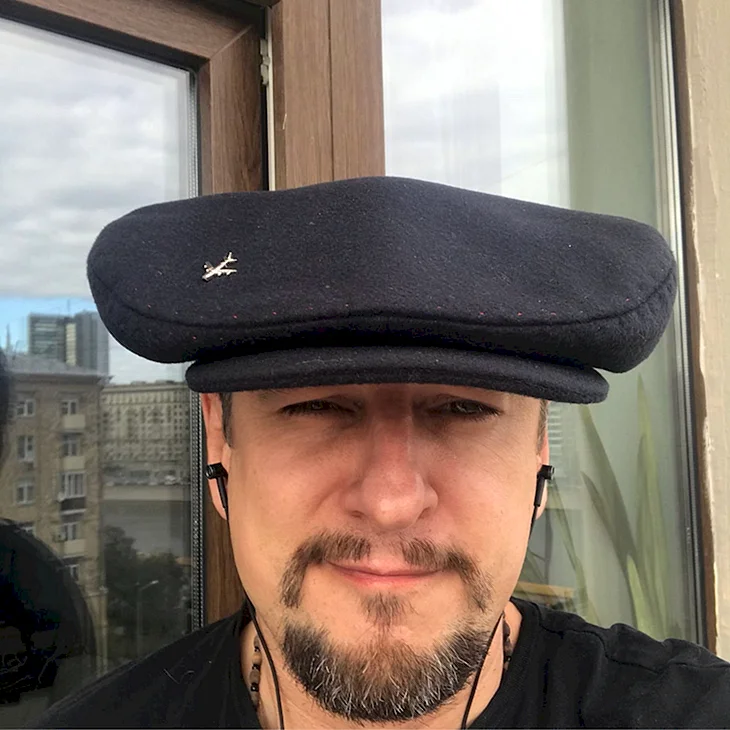 Кепка Мимино аэродром