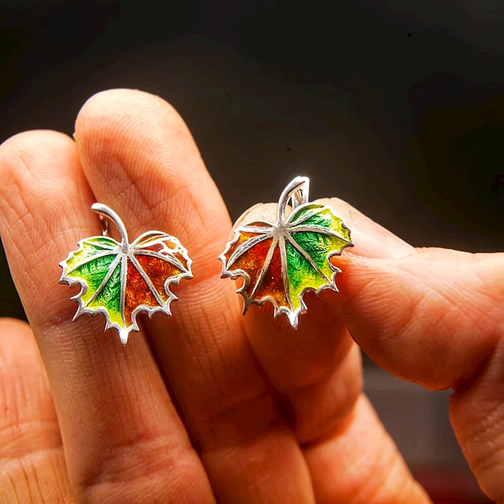 Кленовые сережки