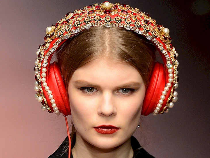 Кокошник Dolce Gabbana