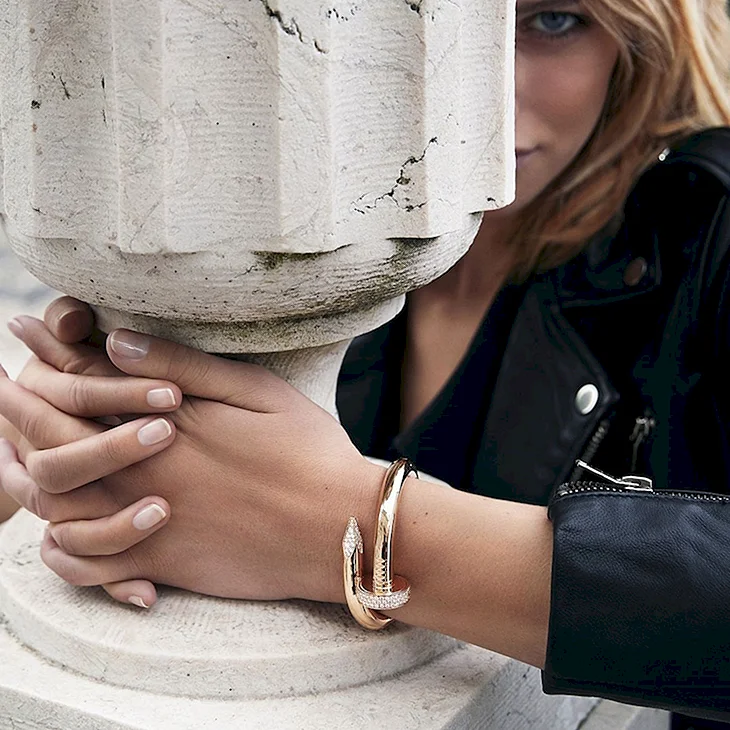Кольцо Cartier juste in Clou