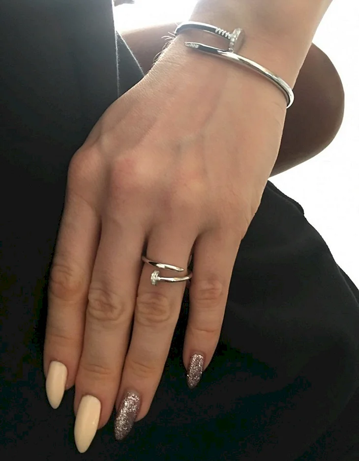 Кольцо гвоздь Cartier