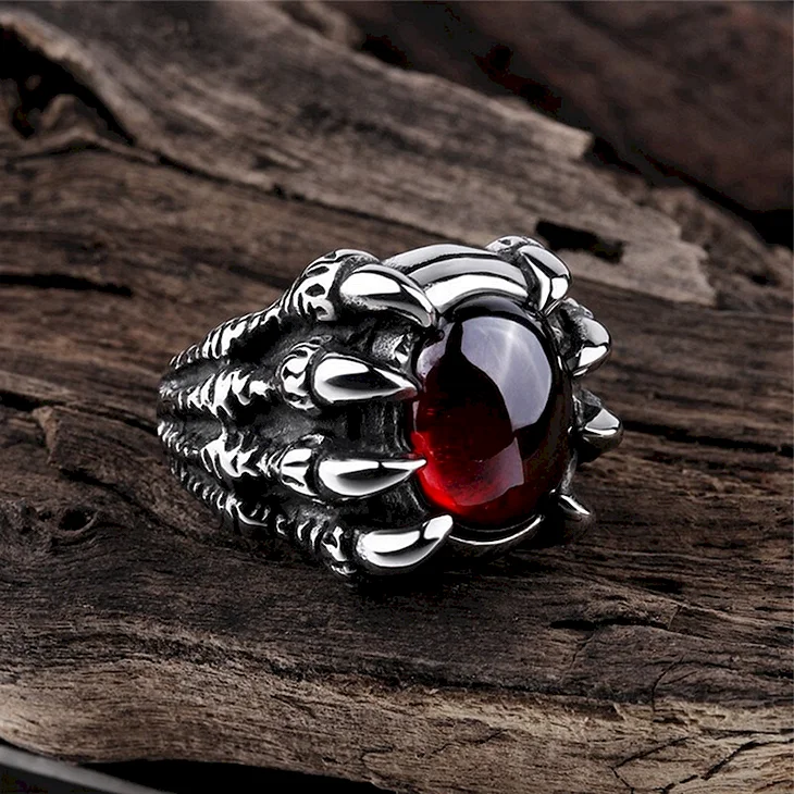 Кольцо «Ruby Gothic Ring