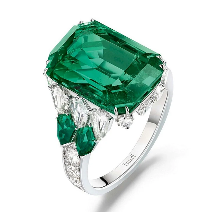 Кольцо с изумрудом Piaget