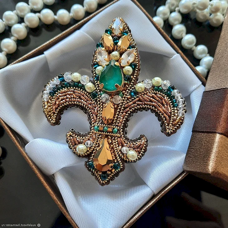 Королевская Бурбонская Лилия