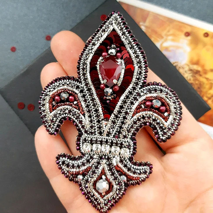 Королевская Бурбонская Лилия