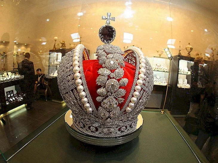 Корона Екатерины 1 Оружейная палата