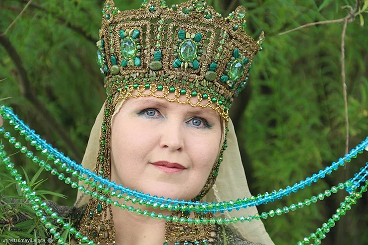 Корона хозяйки медной горы