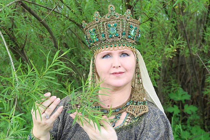 Корона хозяйки медной горы