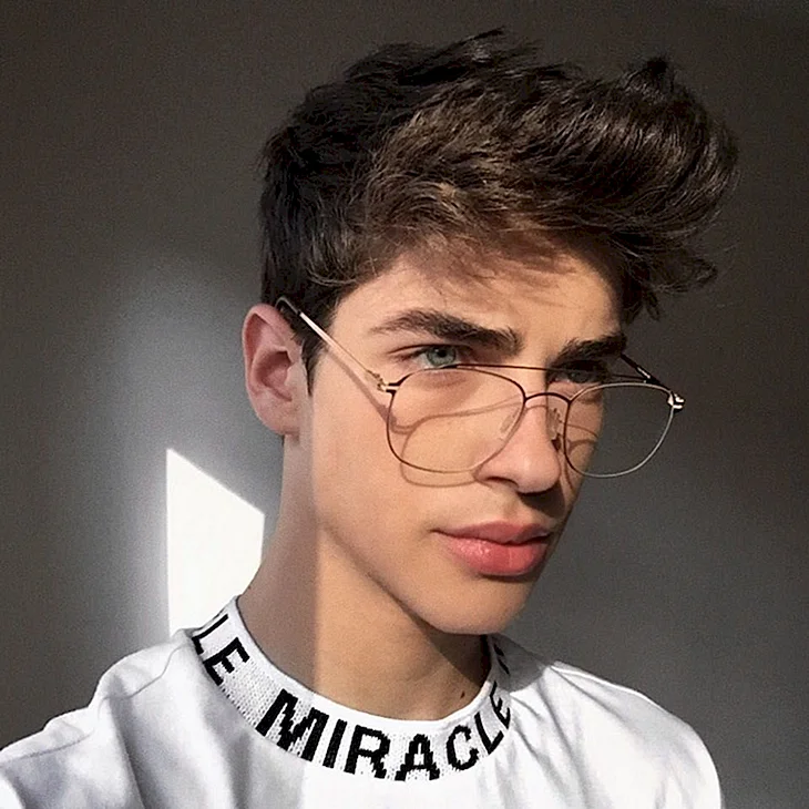 Manu Rios