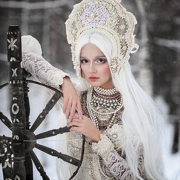 Маргарита Карева кокошник