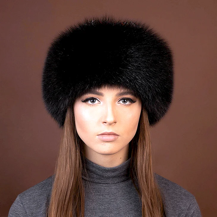 Меховая шапка 