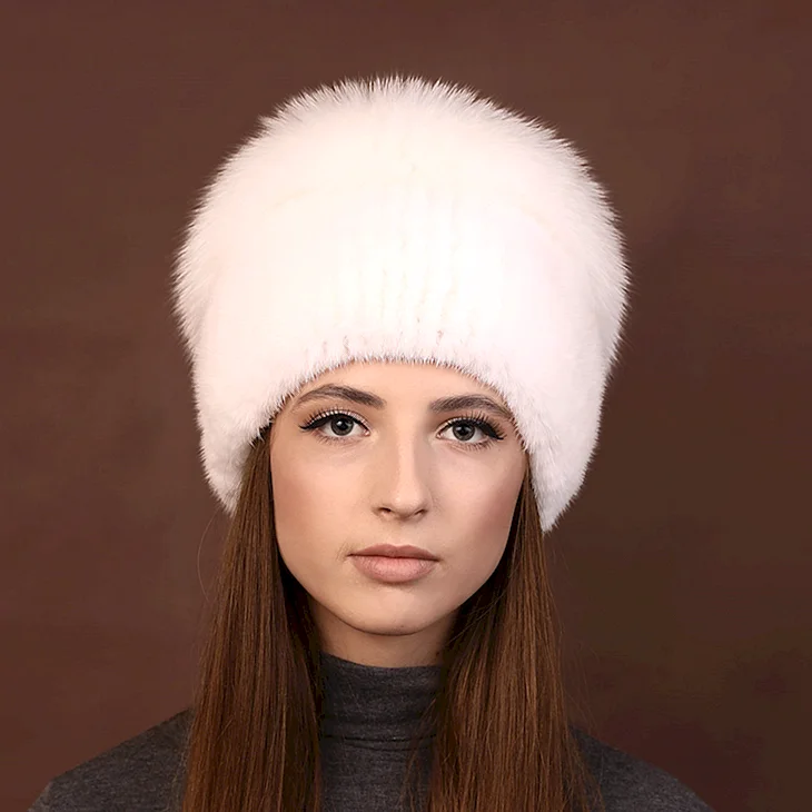 Меховая шапка 