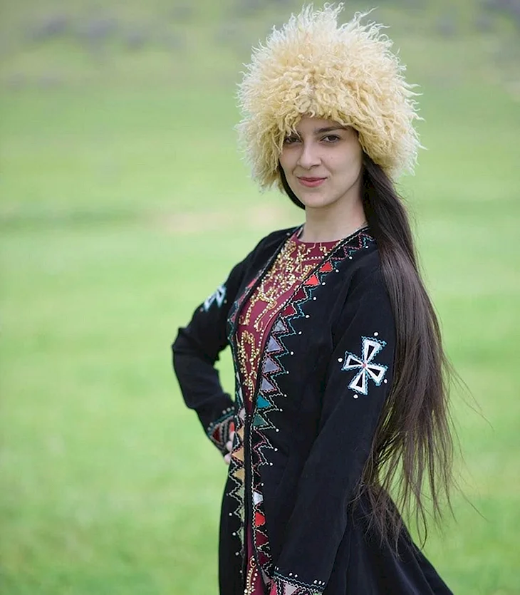 Народа Дагестана Лезгины Национальная одежда