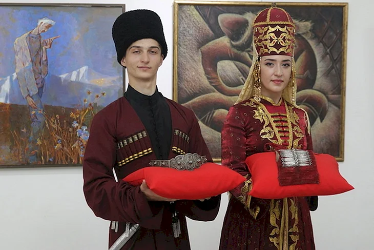 Национальная одежда Карачаево Черкесов музей