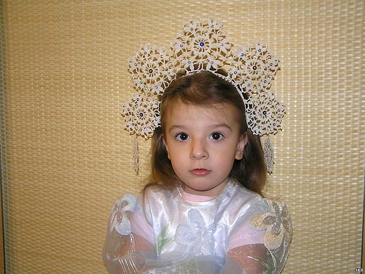 Новогодняя корона для девочки