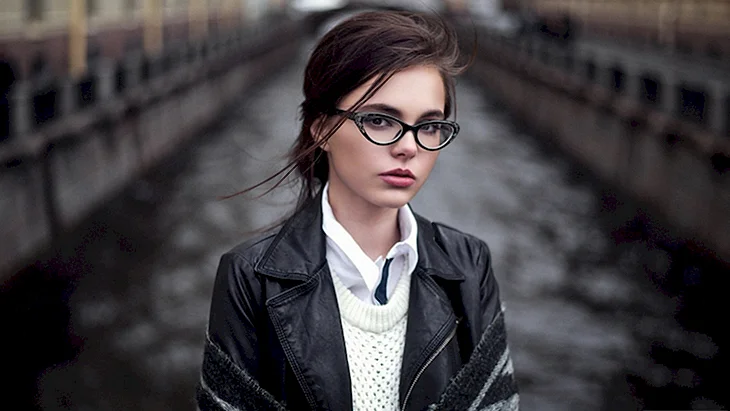 Oktyabrina Maximova Максим