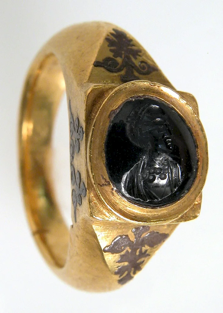 Перстень Metropolitan Museum Langobardic Byzantine Ring