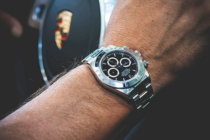 Rolex на руке