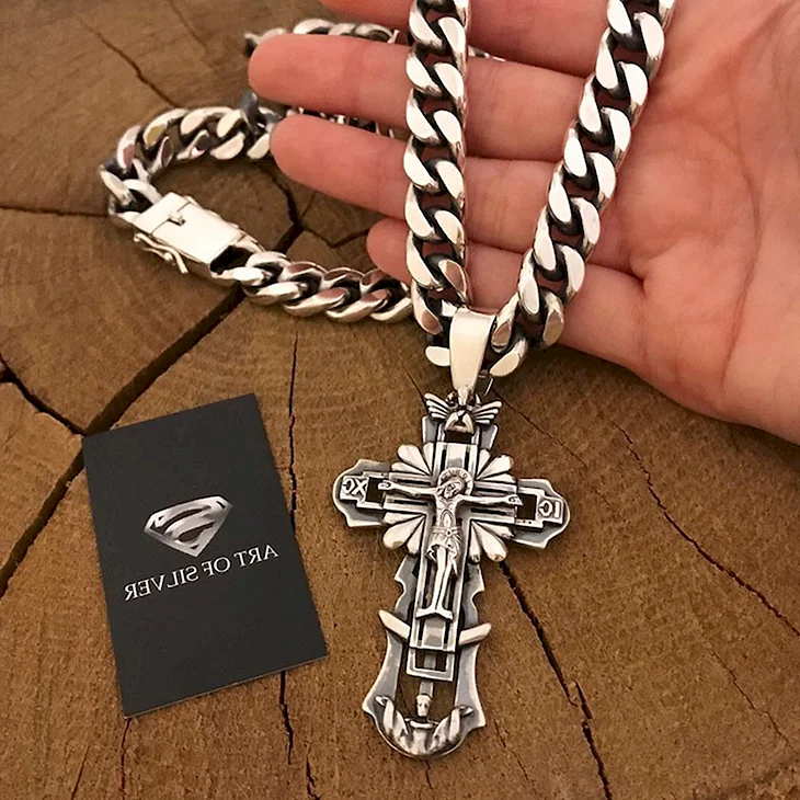 Серебряная цепочка с крестиком