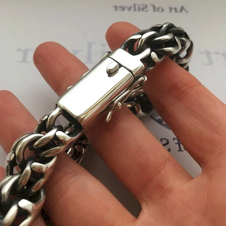 Серебряный браслет мужской круглый бисмарк