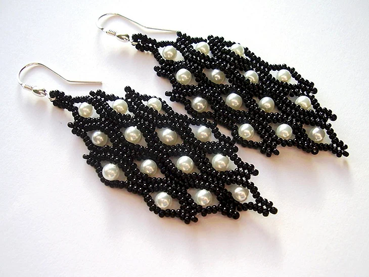 Серьги из бисера и бусин