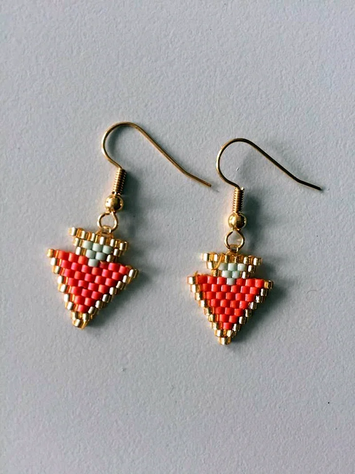 Серьги из бисера маленькие