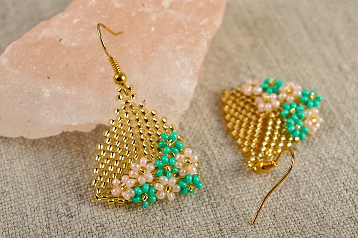 Серьги из стекляруса
