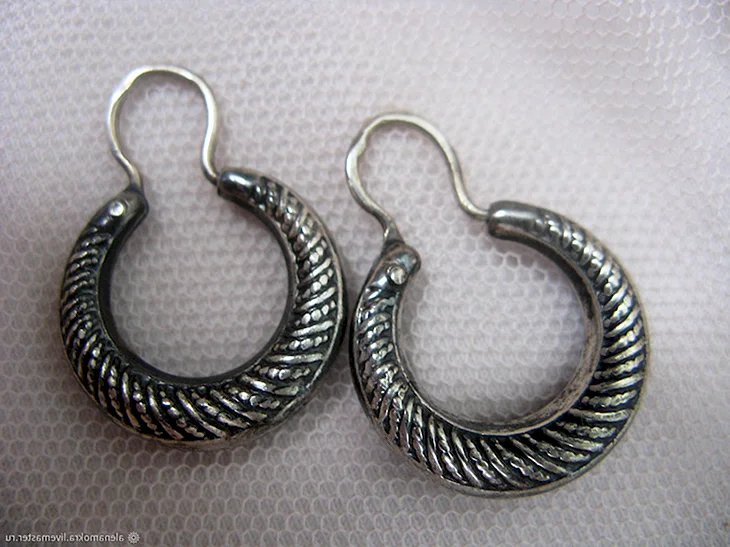 Серьги калачи серебро 875