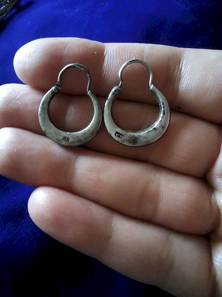 Серьги калачи серебро 875
