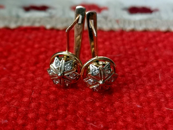 Серьги с бриллиантами СССР 583 Киевский завод