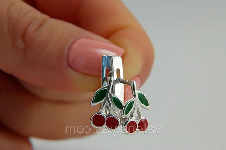 Серьги Вишенки с эмалью