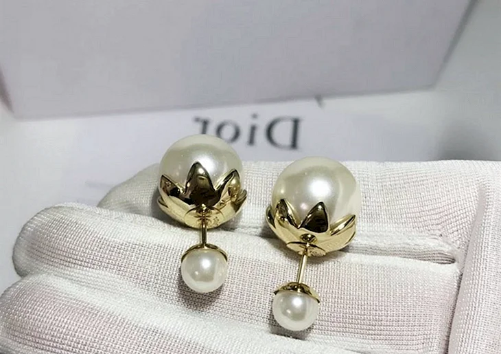 Серьги-пусеты mise en Dior e0046midrs d301 -